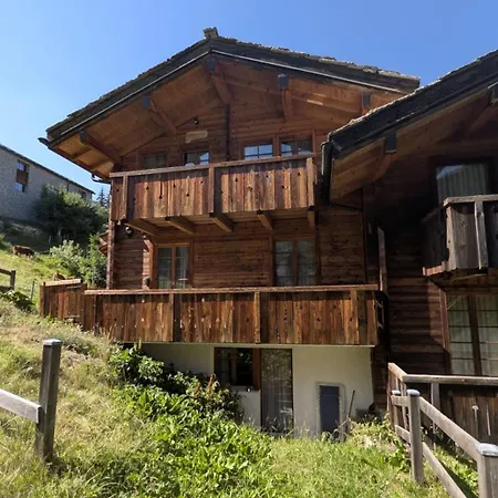 Chalé Veronique Private Sauna & Free Saastalcard *