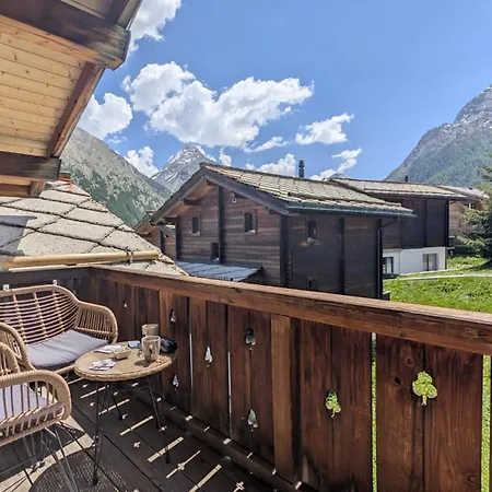Chalé Veronique Private Sauna & Free Saastalcard *